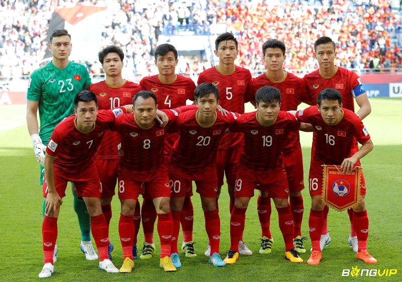 Bóng đá là một bộ môn thể thao hấp dẫn và nhận được nhiều sự chú ý của mọi người hiện nay