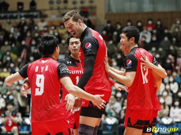 Dmitriy Muserskiy với chiều cao 2m18 vẫn luôn là niềm tự hào của bóng chuyền Nga