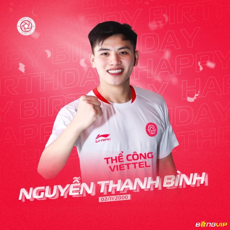 Nguyễn Thanh Bình sở hữu chiều cao ấn tượng và gương mặt nam tính cuốn hút