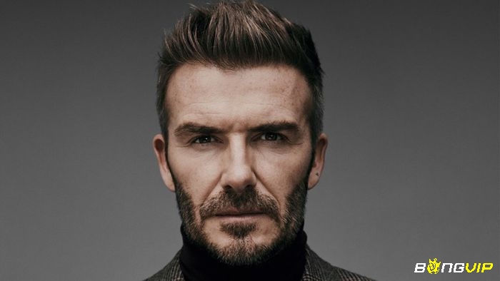 David Beckham là huyền thoại bóng đá với phong độ và vẻ lịch lãm vượt thời gian