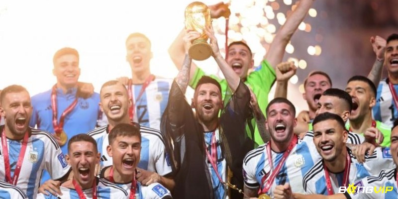 World Cup là giải đấu thu hút hàng triệu người hâm mộ theo dõi từng trận đấu kịch tính