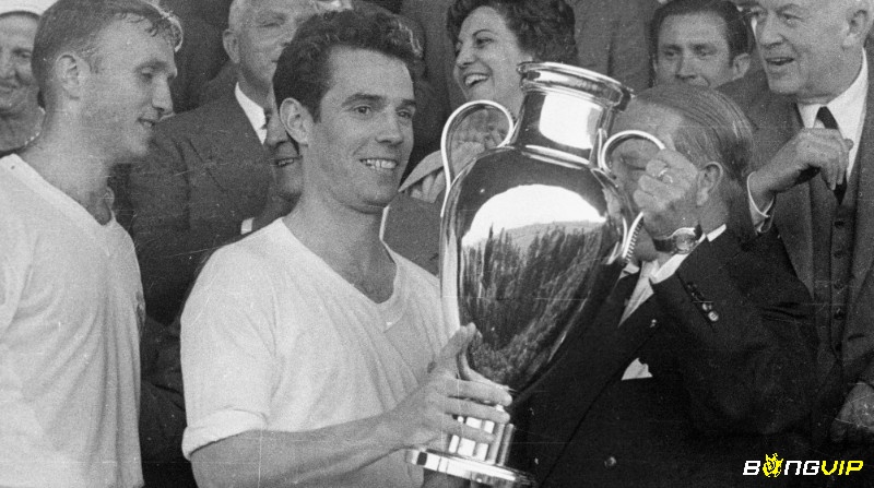 Zárraga giúp Real Madrid xây dựng đế chế thống trị châu Âu trong những năm đầu Cúp C1