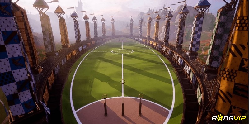 Sân Quidditch hình bầu dục với ba cột gôn