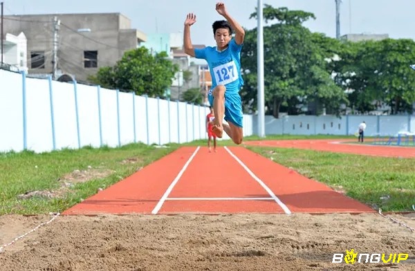 Cách thực hiện giai đoạn trên không phụ thuộc vào kỹ thuật của vđv thực hiện