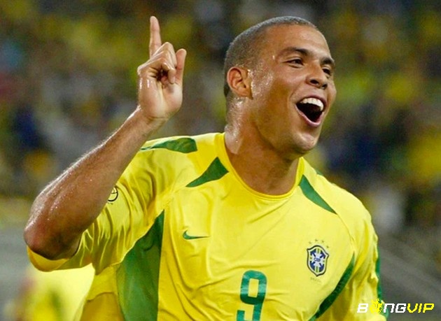 Khả năng tấn công mạnh mẽ của Ronaldo Nazário giúp anh luôn có mặt trong danh sách cầu thủ đình đám nhất Nam Mỹ