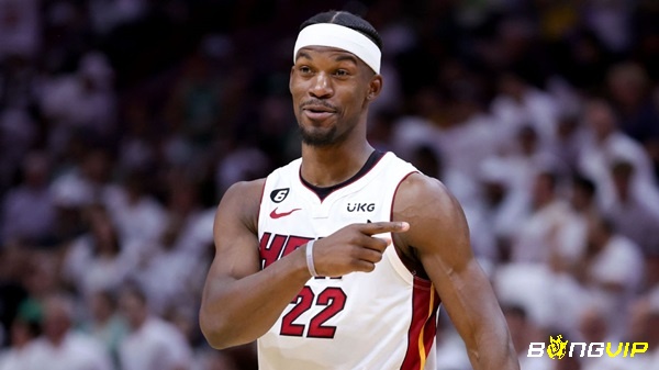 Xuất phát điểm của Jimmy Butler là một cầu thủ phòng ngự
