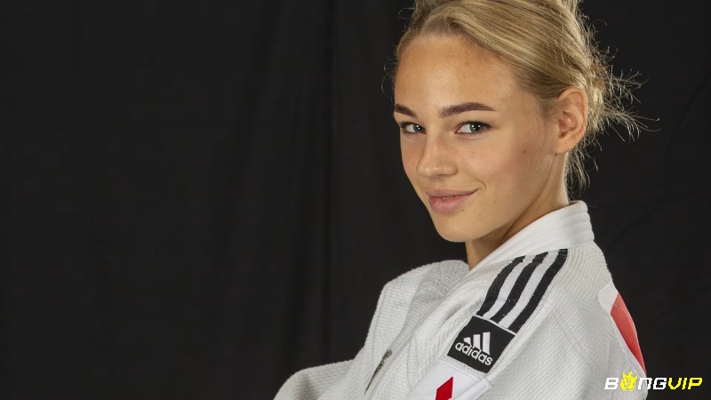 Daria Bilodid là nữ võ sĩ judo trẻ tuổi với thành tích 2 lần vô địch thế giới khi mới 18 tuổi