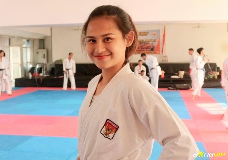 Ceyco Georgia Zefanya nằm trong top vận động viên karate chuyên nghiệp có ngoại hình xinh đẹp và rạng rỡ