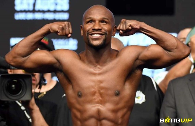 Floyd Mayweather sử dụng chiến thuật phòng thủ xuất sắc để giành chiến thắng