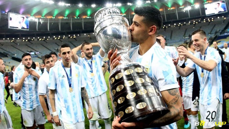 Christian Romero khẳng định vị thế với lối chơi mạnh mẽ và góp công lớn trong chức vô địch Copa America của Argentina