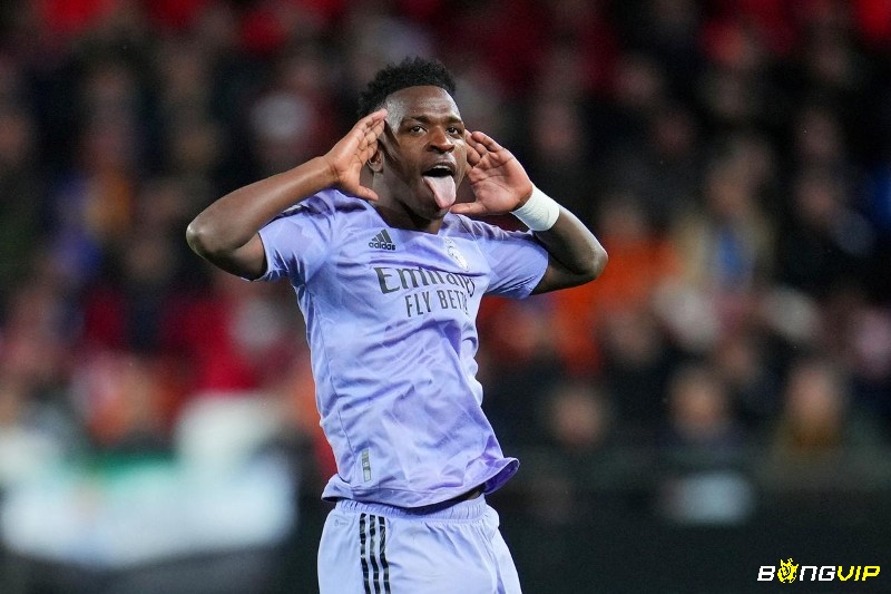 Vinícius Júnior, với giá trị 200 triệu euro, là ngôi sao sáng giá của Real Madrid và bóng đá thế giới