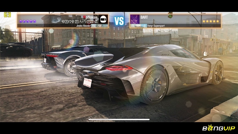 CSR Racing 2 tập trung vào tốc độ và chuyển số chính xác, mang lại cảm giác đua drag mãnh liệt.