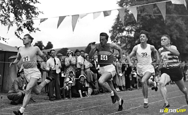 Các nhà vô địch kỷ lục Olympic nhảy xa nam từ năm 2000 đến nay cùng thành tích ấn tượng