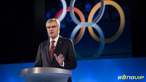 Luật thể thao Olympic và các quy định điều hành Thế vận hội do IOC ban hành và cập nhật định kỳ