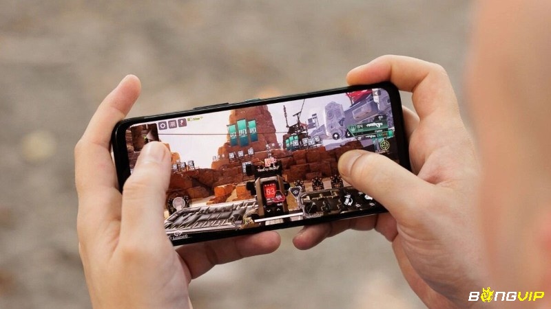 Một số game 3D hiện đại yêu cầu RAM lớn và chip mạnh, game nhẹ vẫn phù hợp điện thoại phổ thông.