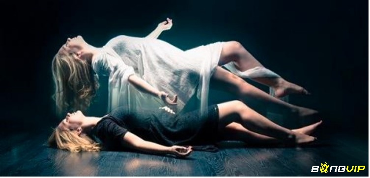 Giấc mơ thấy vợ hoặc chồng qua đời thể hiện cho sự lo lắng về mối quan hệ hôn nhân