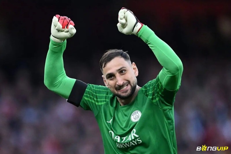 Gianluigi Donnarumma kết hợp thể hình vượt trội với khả năng cản phá quyết đoán